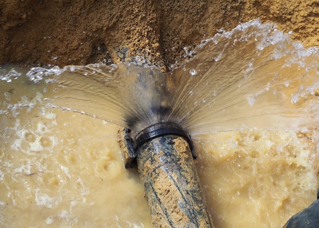 Emergency water line leak and burst pipe repair service